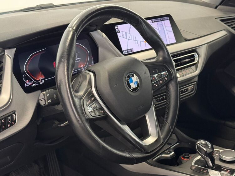 BMW Serie 1 118D foto 21