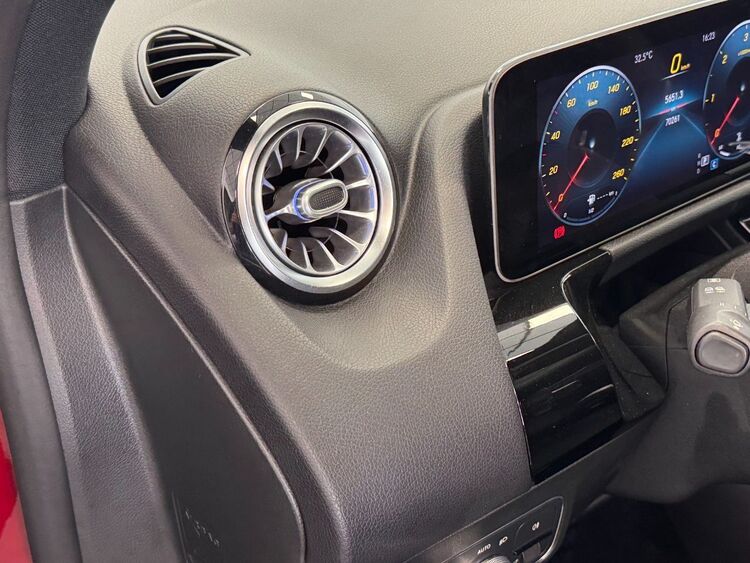 Mercedes GLA AMG foto 19