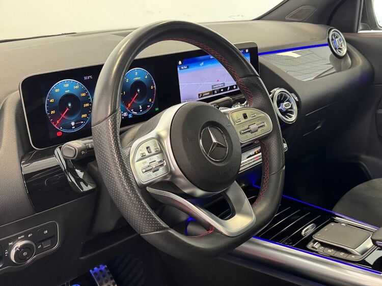 Mercedes GLA AMG foto 21