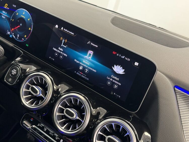 Mercedes GLA AMG foto 36