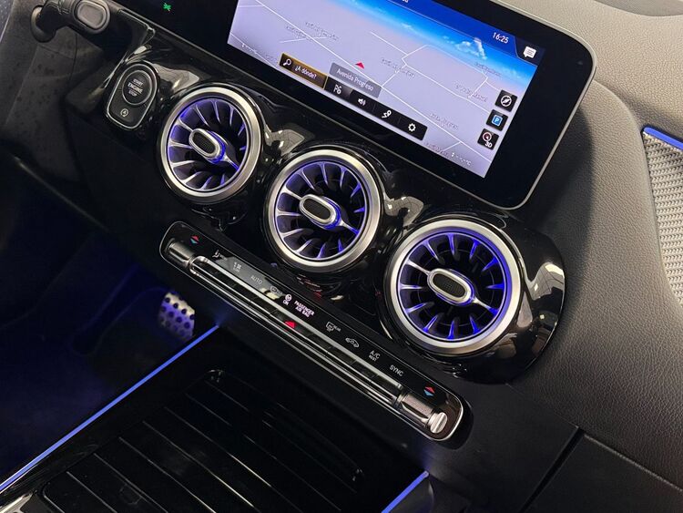 Mercedes GLA AMG foto 38