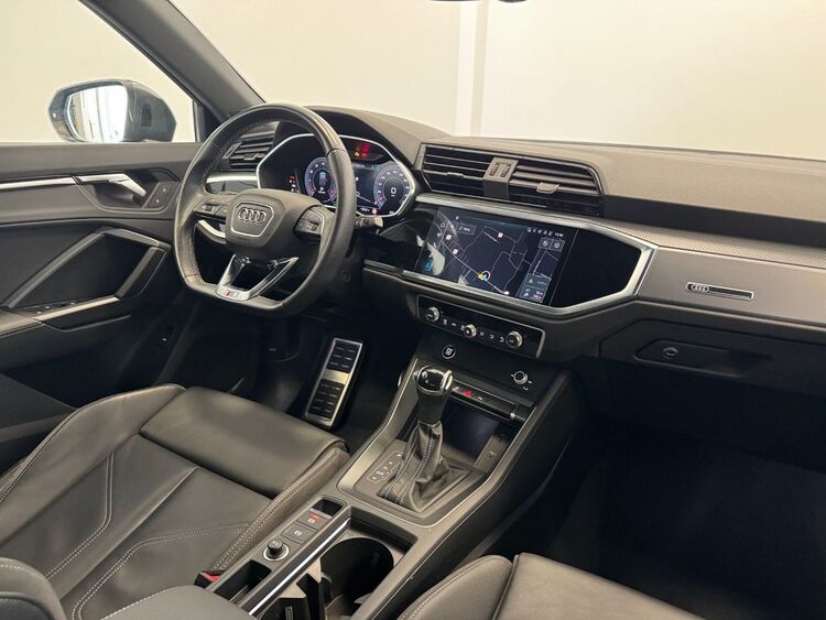 Audi Q3 SLINE BLACK LINE foto 12