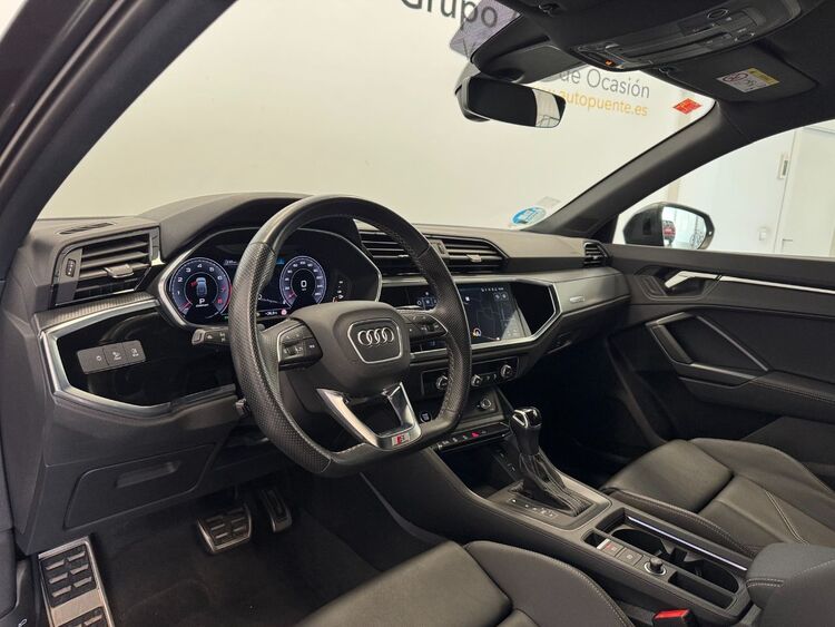 Audi Q3 SLINE BLACK LINE foto 8