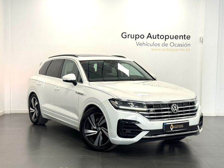 Volkswagen Touareg R LINE foto 2