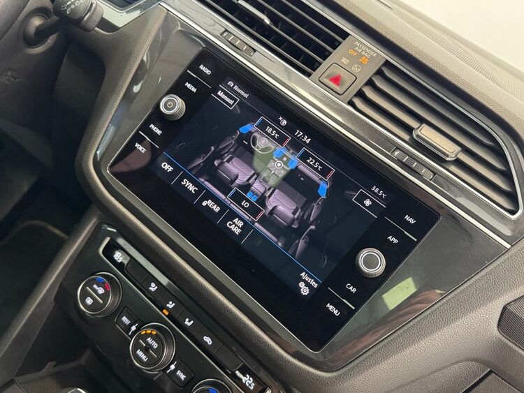 Volkswagen Tiguan SPORT foto 31