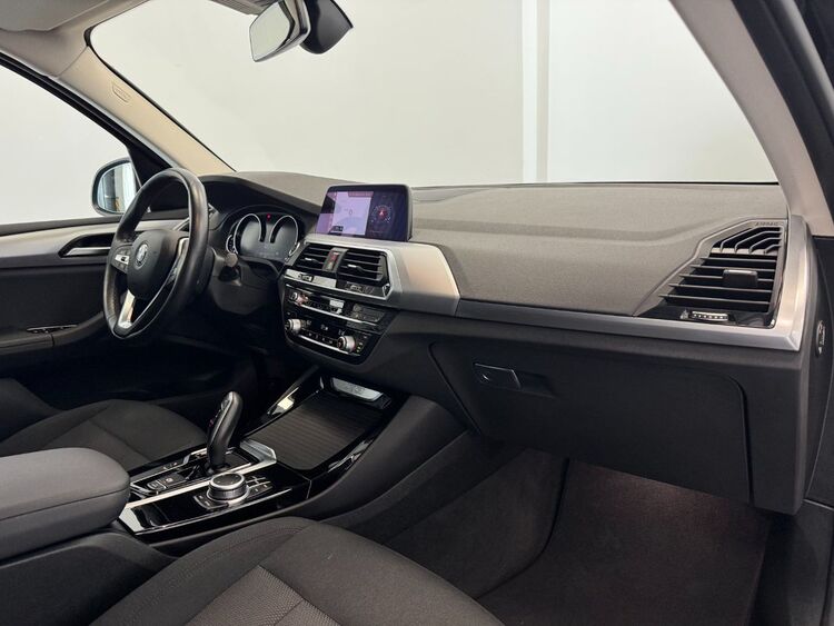 BMW X3 XDRIVE 20D foto 13