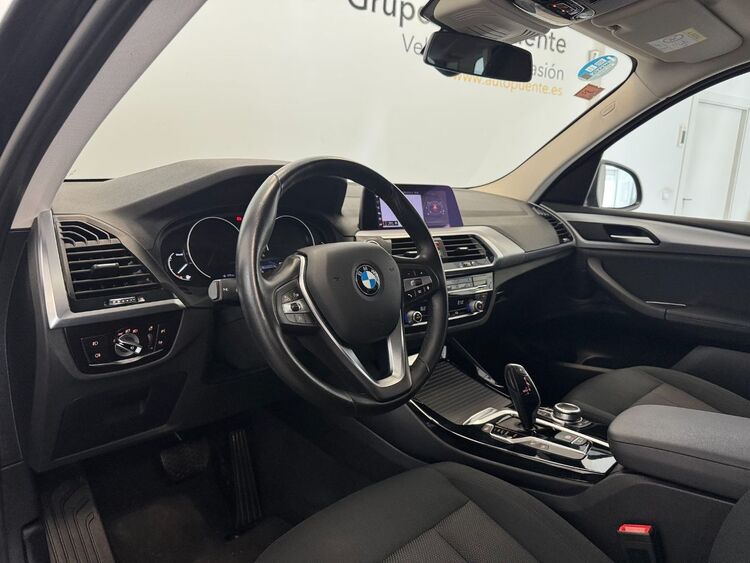 BMW X3 XDRIVE 20D foto 14