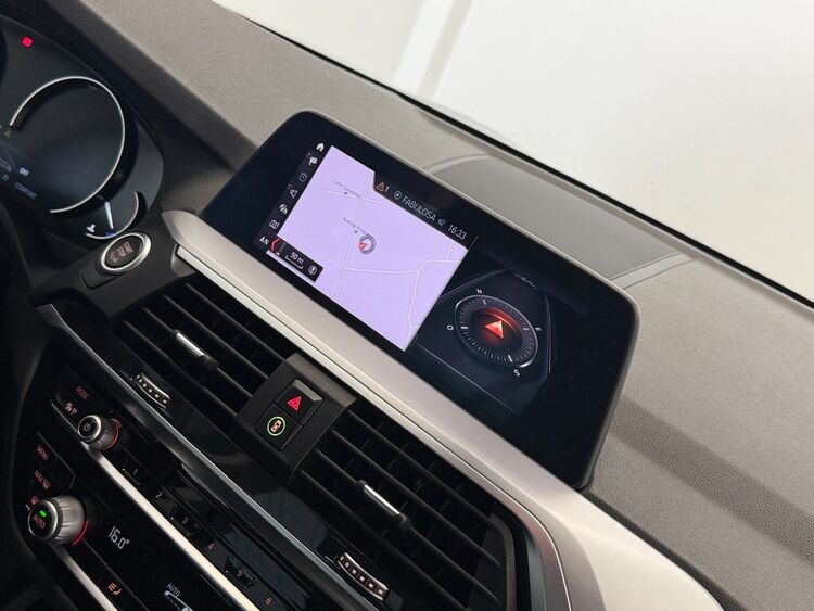 BMW X3 XDRIVE 20D foto 35