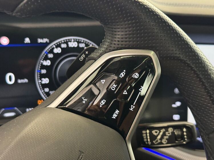 Volkswagen Touareg R foto 23