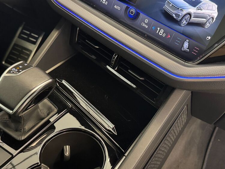 Volkswagen Touareg R foto 34