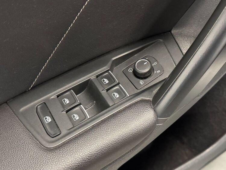 Volkswagen Tiguan R LINE foto 12