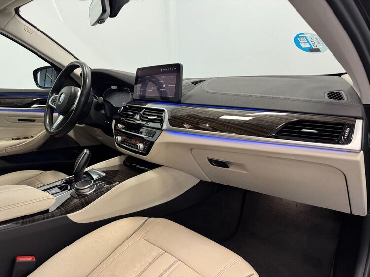 BMW Serie 5 LUXURY LINE foto 12