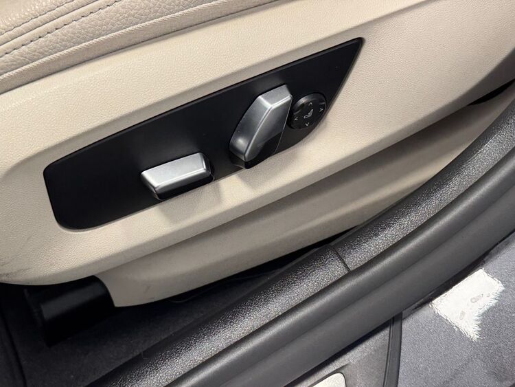 BMW Serie 5 LUXURY LINE foto 16