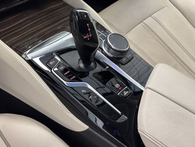 BMW Serie 5 LUXURY LINE foto 21