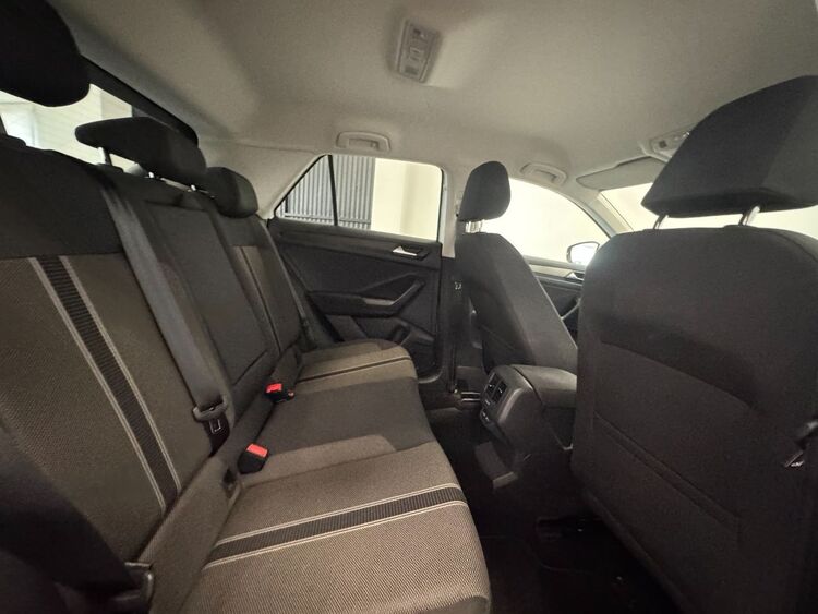 Volkswagen T-Roc ADVANCE foto 32
