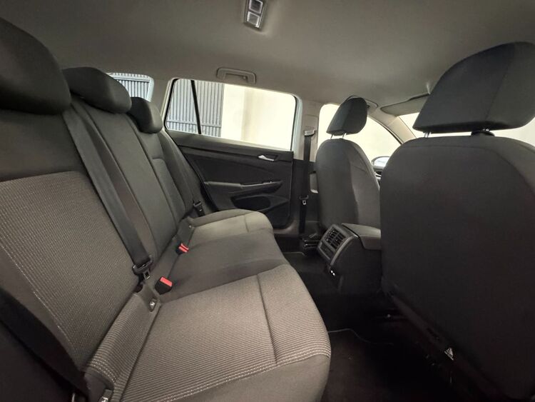 Volkswagen Golf VARIANT foto 37