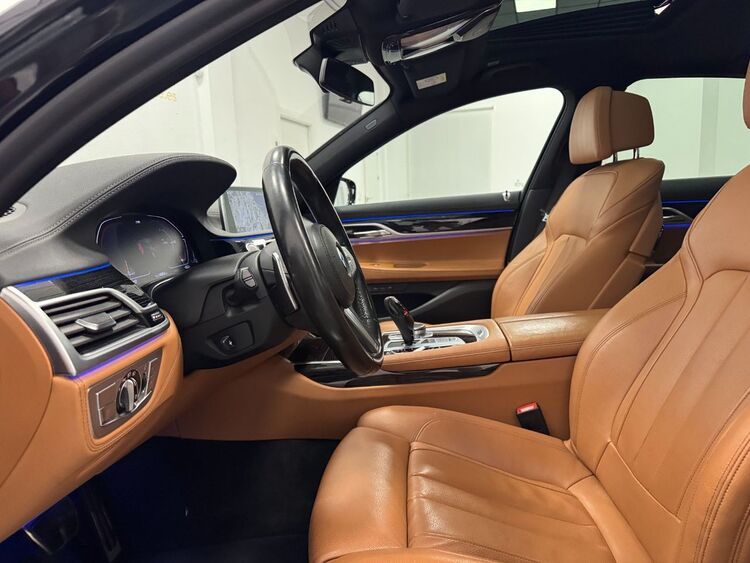 BMW Serie 7 XDRIVE 30D M foto 15