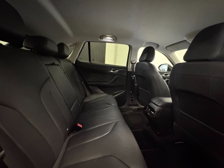 MG HS LUXURY foto 45