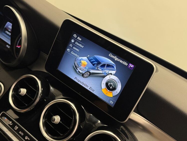 Mercedes Clase C AMG 220 foto 35