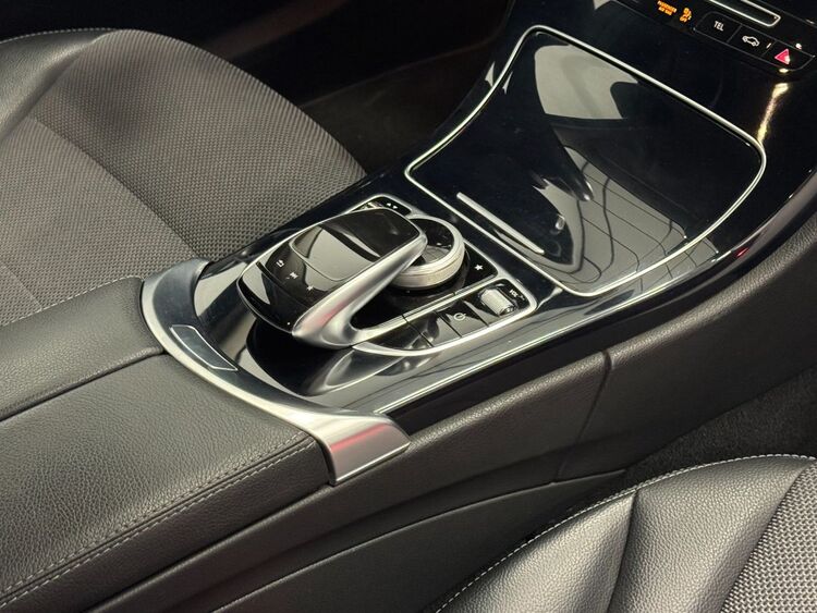 Mercedes Clase C AMG 220 foto 42