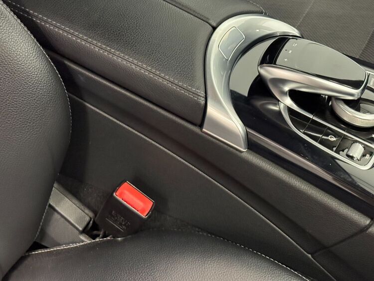 Mercedes Clase C AMG 220 foto 43