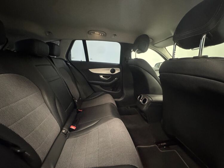 Mercedes Clase C AMG 220 foto 45