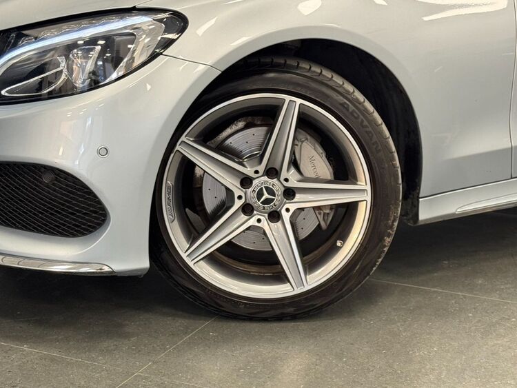 Mercedes Clase C AMG 220 foto 48