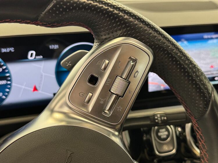 Mercedes GLA AMG foto 26