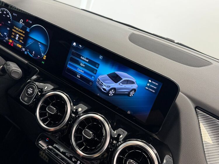 Mercedes GLA AMG foto 38