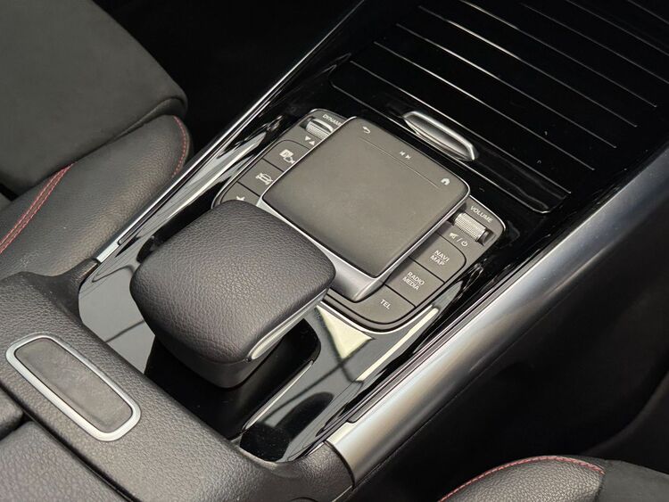 Mercedes GLA AMG foto 44