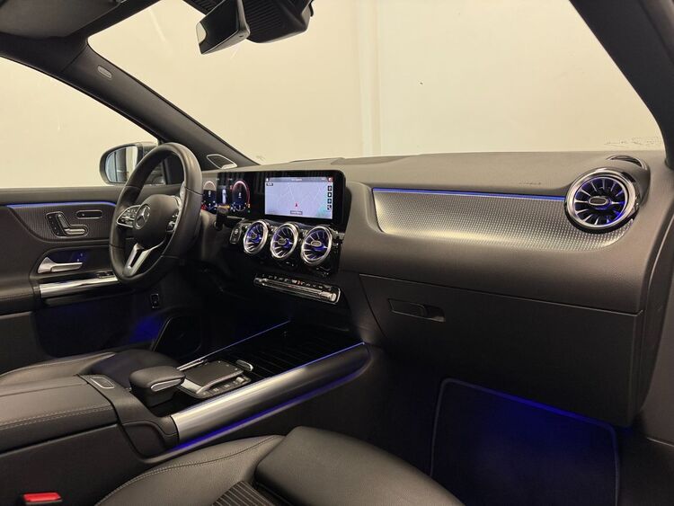 Mercedes GLA 200 foto 12