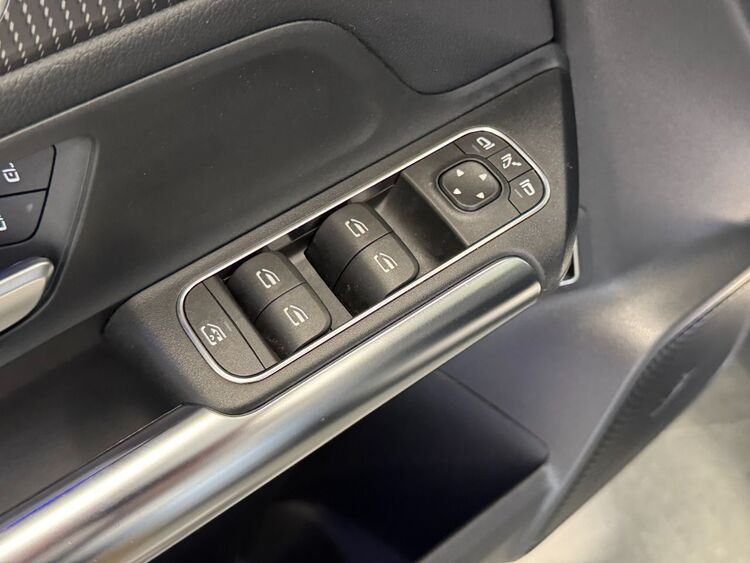 Mercedes GLA 200 foto 15