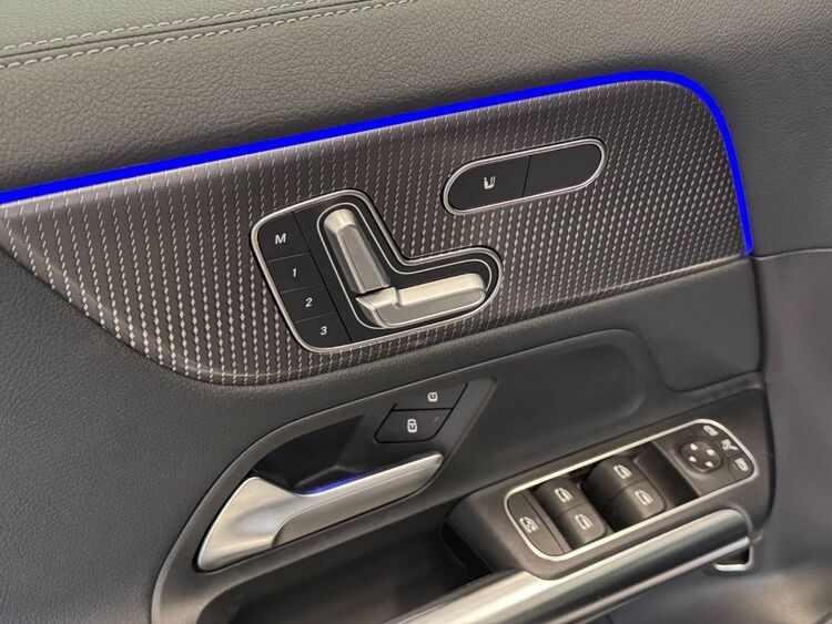 Mercedes GLA 200 foto 16