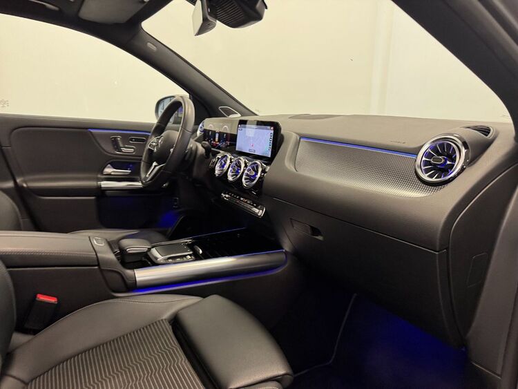 Mercedes GLA 200 foto 28