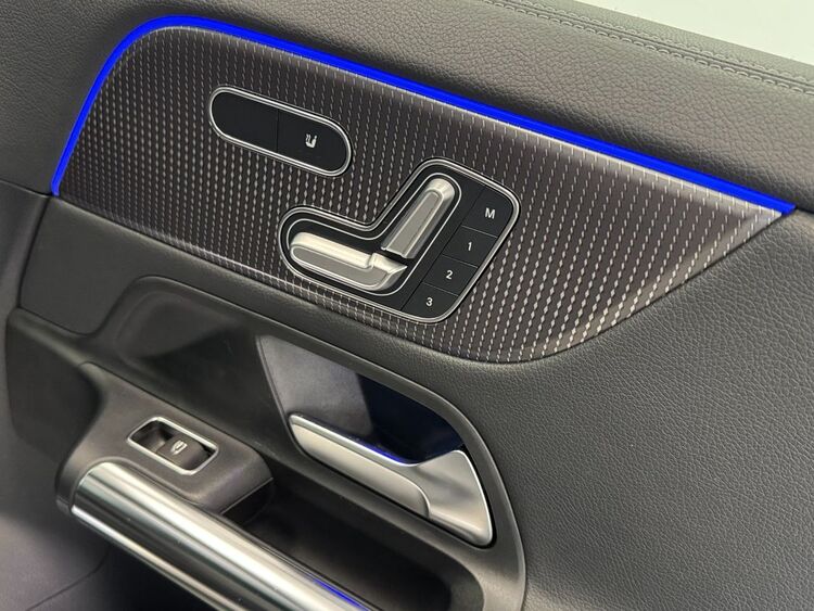 Mercedes GLA 200 foto 29