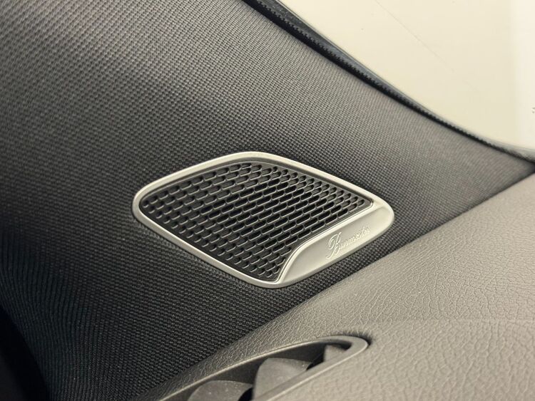 Mercedes GLA 200 foto 36