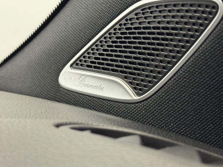 Mercedes GLA 200 foto 37