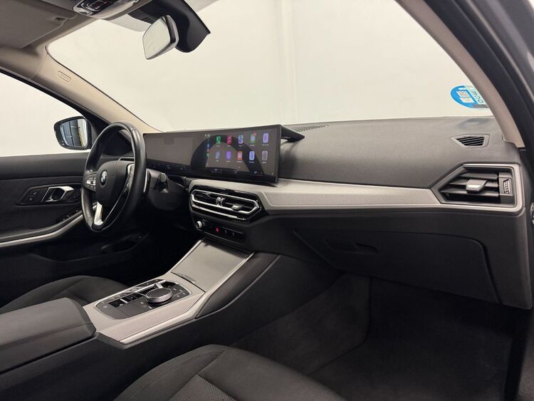 BMW Serie 3 TOURING foto 13