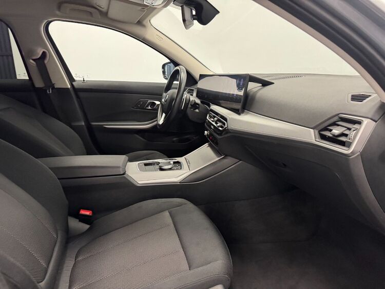 BMW Serie 3 TOURING foto 29