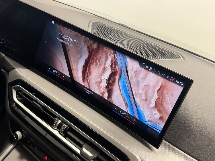 BMW Serie 3 TOURING foto 37