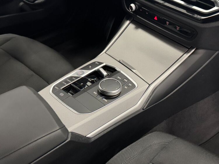 BMW Serie 3 TOURING foto 46