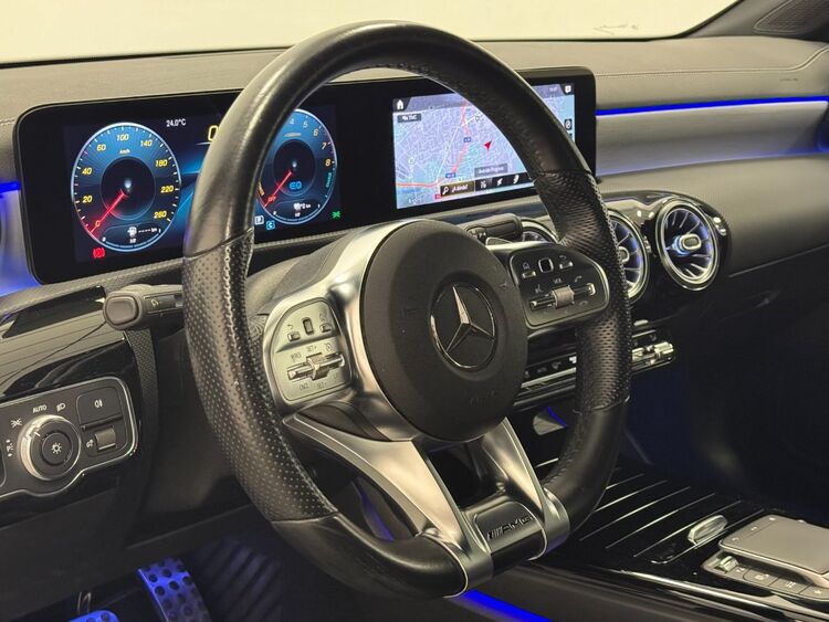 Mercedes CLA 250 E AMG foto 23