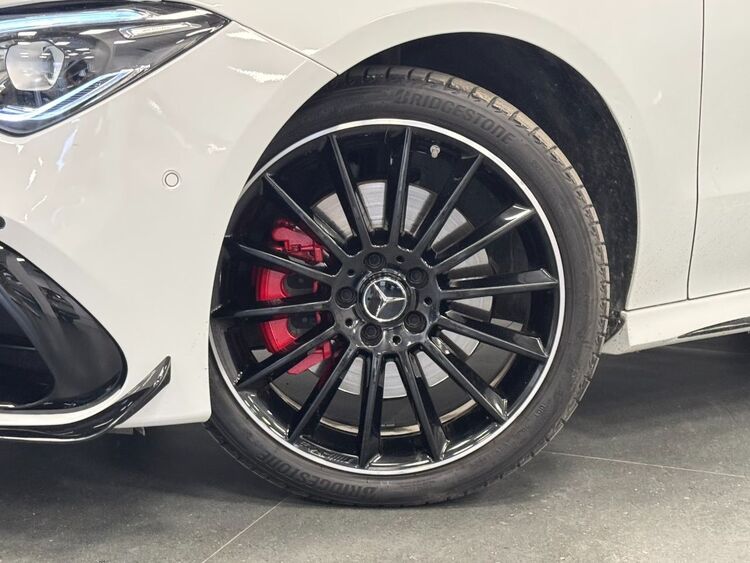 Mercedes CLA 250 E AMG foto 50