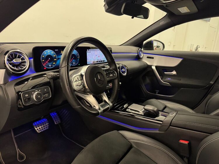 Mercedes CLA 250 E AMG foto 8