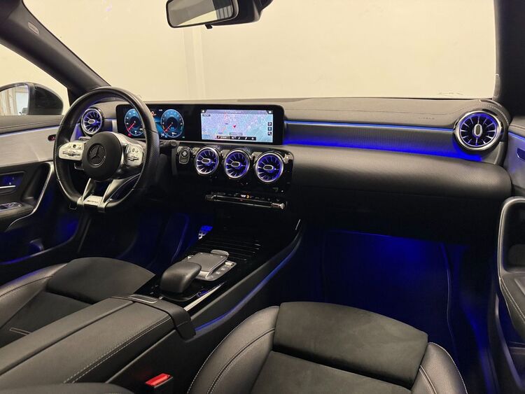 Mercedes CLA 250 E AMG foto 11