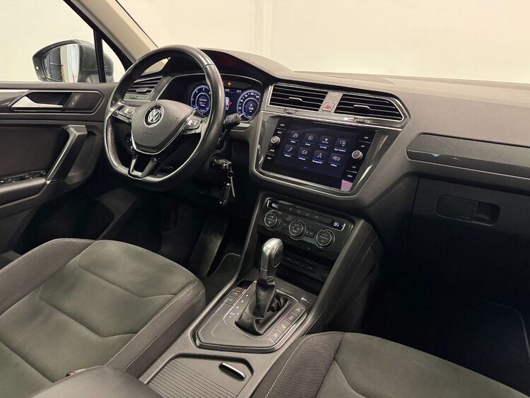 Volkswagen Tiguan R-LINE foto 12