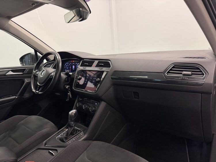 Volkswagen Tiguan R-LINE foto 13