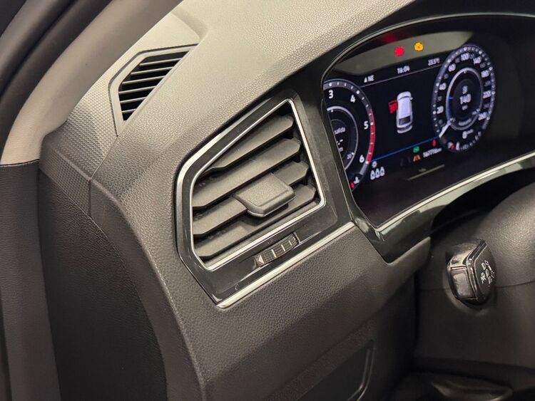 Volkswagen Tiguan R-LINE foto 18