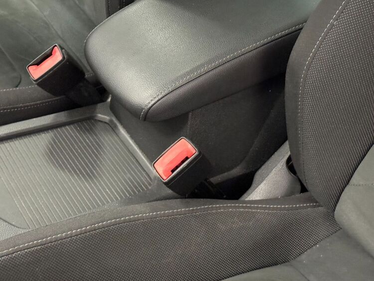 Volkswagen Tiguan R-LINE foto 26