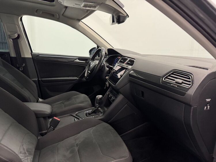 Volkswagen Tiguan R-LINE foto 31
